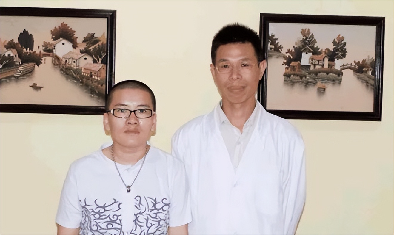 05年宁夏姑娘耿子做“女变男”手术，强行变男人后，现在怎样了？