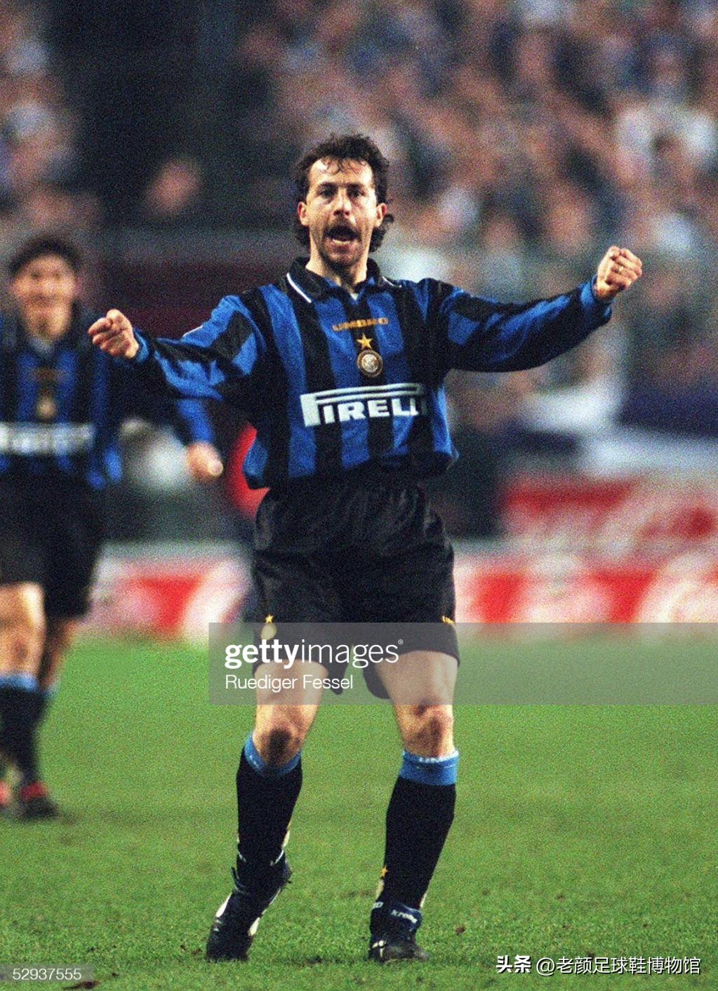 中国球迷不认识的球鞋，保加利亚球王代言，昙花二现的世界杯金靴