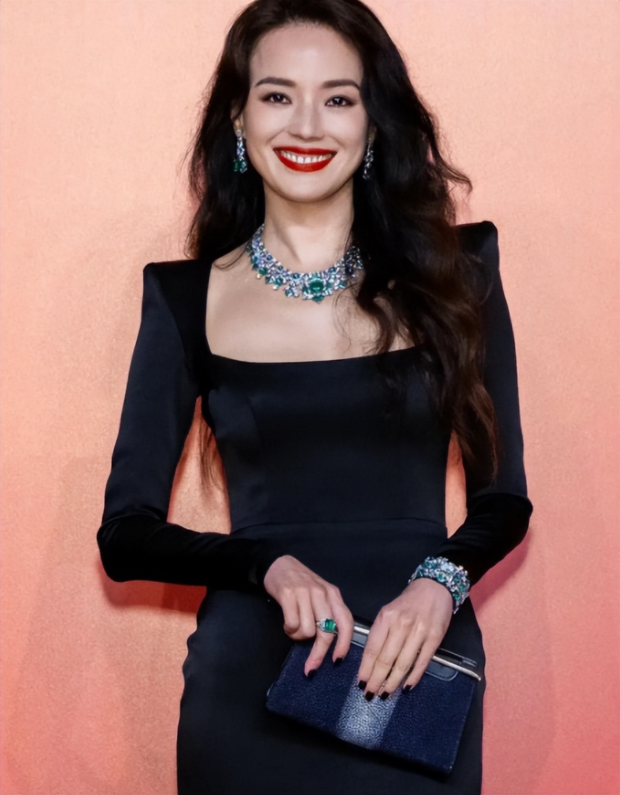 女演员揭秘娱乐圈内幕,娱乐圈被坑惨的女星