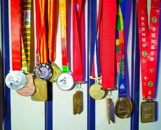 上海医疗队出征支援武汉感人落泪,女足王晓雪让人泪目