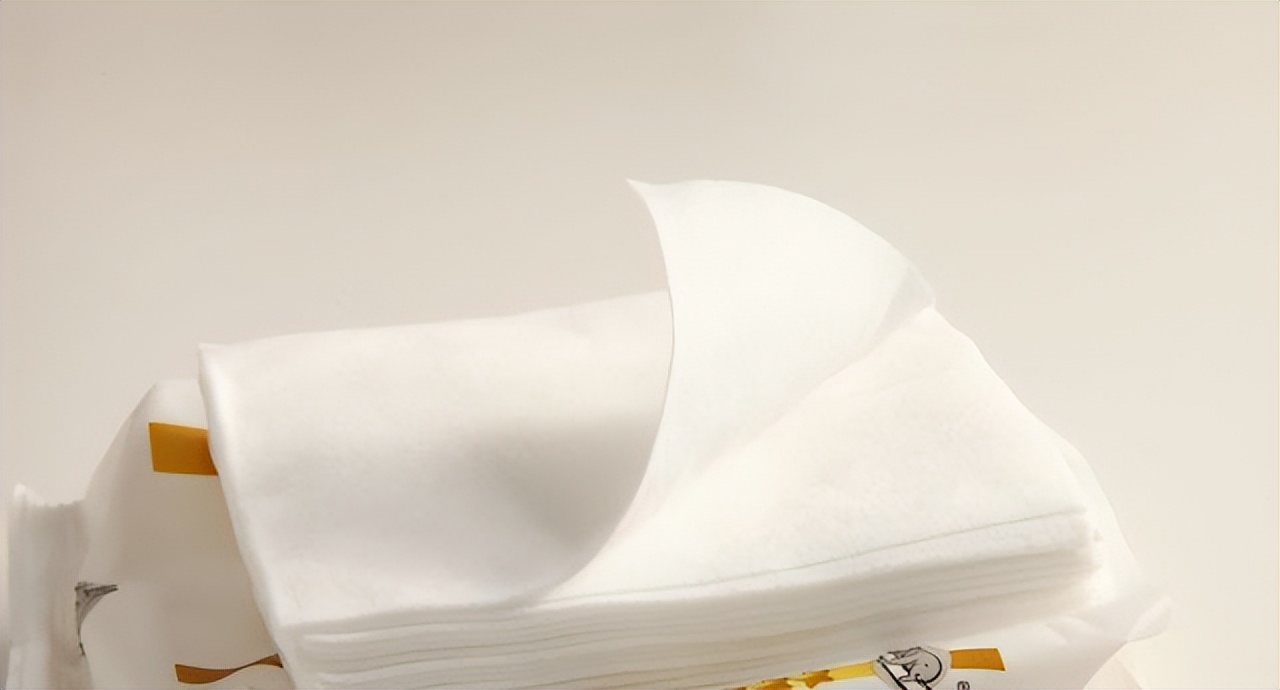 除了手机、钥匙外，我包里还会带上这6样东西，不占地方还很实用