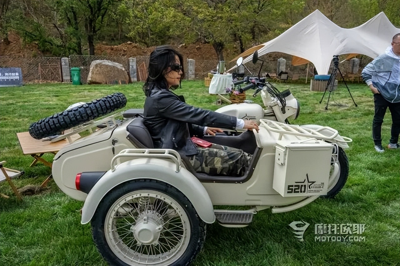 49800元摩托车,鑫源龙卷风520厂家售后