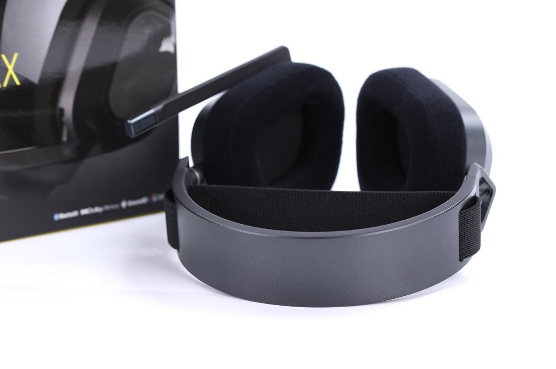 电竞游戏耳机可调节,海盗船耳机hs80max闷耳朵吗