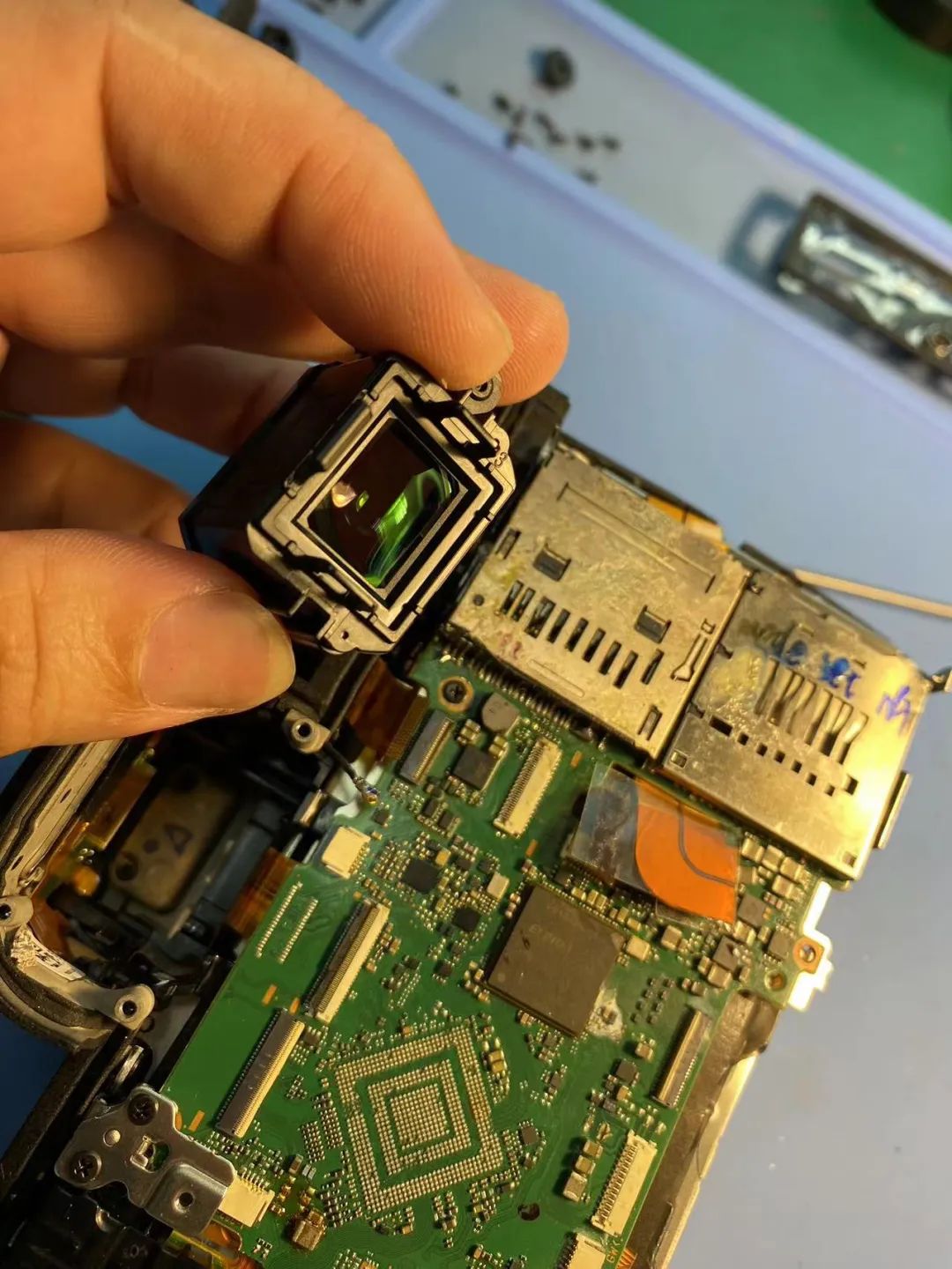 浠栬姳59鍧楅挶涔颁簡涓姵鍔涘＋鎵嬭〃,鑺变簡鍗婂勾鐨勫伐璧勪拱浜嗕竴鍙癮7m4