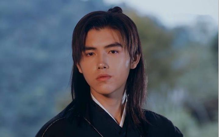 国内被嘲笑鞋拔子脸的男星,盘点那些长脸的男星