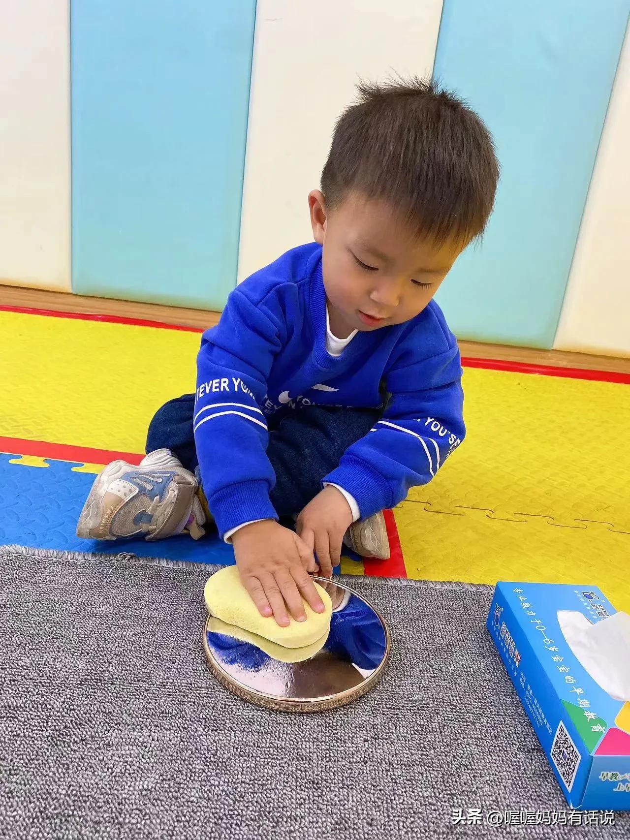 孩子总说同学不愿意和他玩怎么办,同学说不跟你玩了要怎么引导孩子