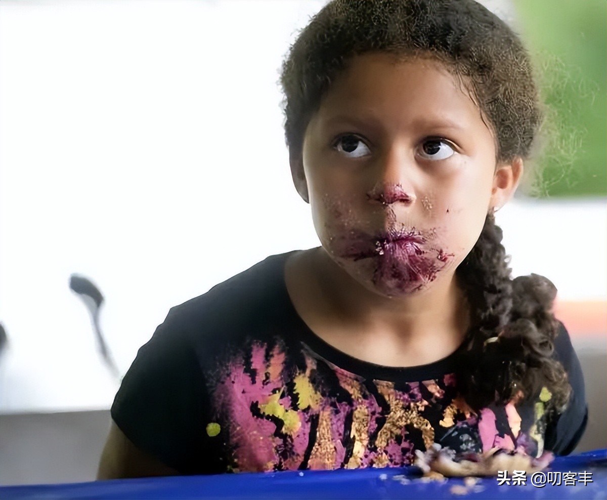 婴儿嘴唇发紫怎么回事,婴儿嘴唇发紫过一会儿又好了