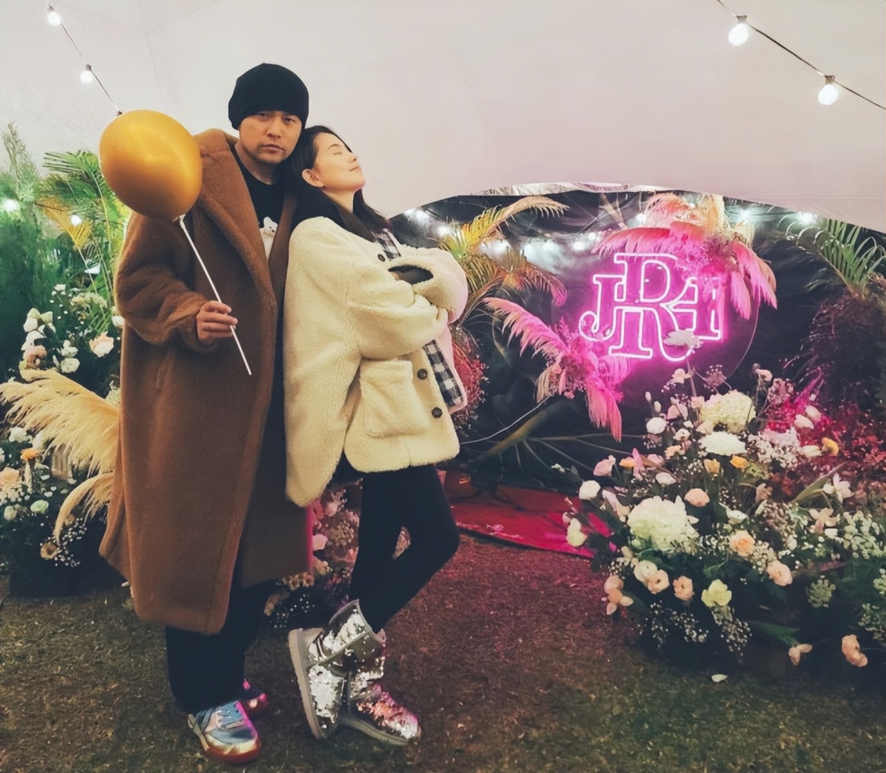 周杰伦发文庆祝与昆凌结婚七周年,周杰伦发文庆与昆凌结婚7周年