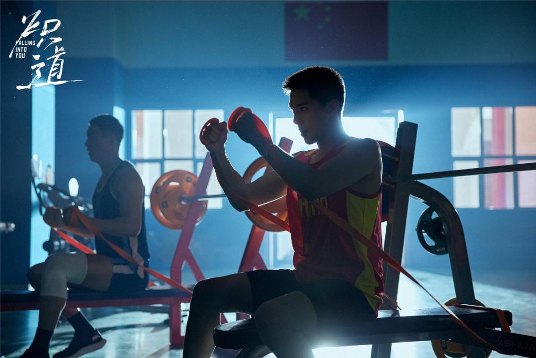 央视田径解说陈晨抖音号,奥运田径解说陈晨