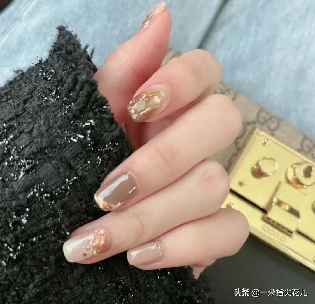 裸色美甲ins风高级感法式,美甲2022新款显白夏季ins短款裸色