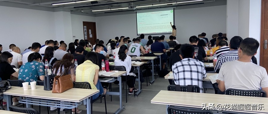 未来什么行业最赚钱有发展前途,未来10年大健康行业最赚钱行业