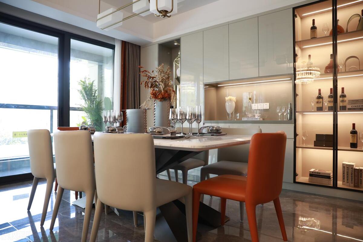 装修中柜子要记得几个尺寸,装修前要量好房屋尺寸不