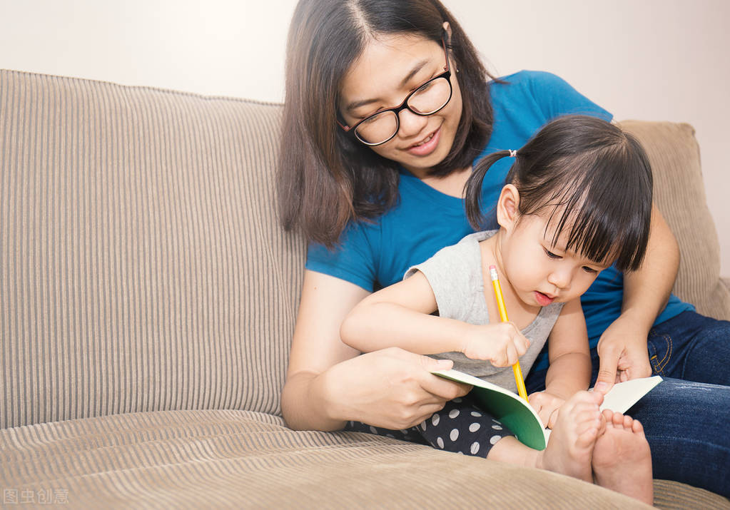 分享适合宝妈在家赚钱的十大副业,带孩子的宝妈干什么副业挣钱