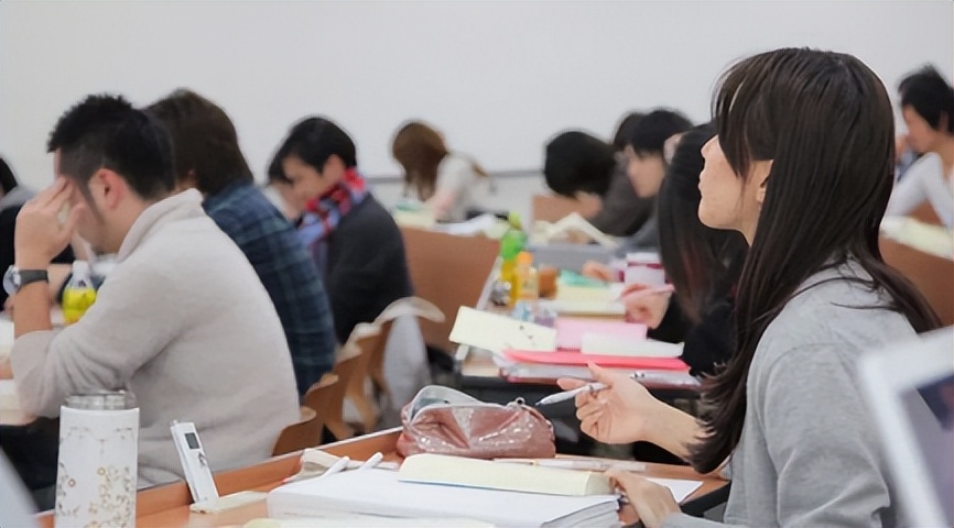 日本大学经济学专业排名,日本大学的综合经济专业学什么