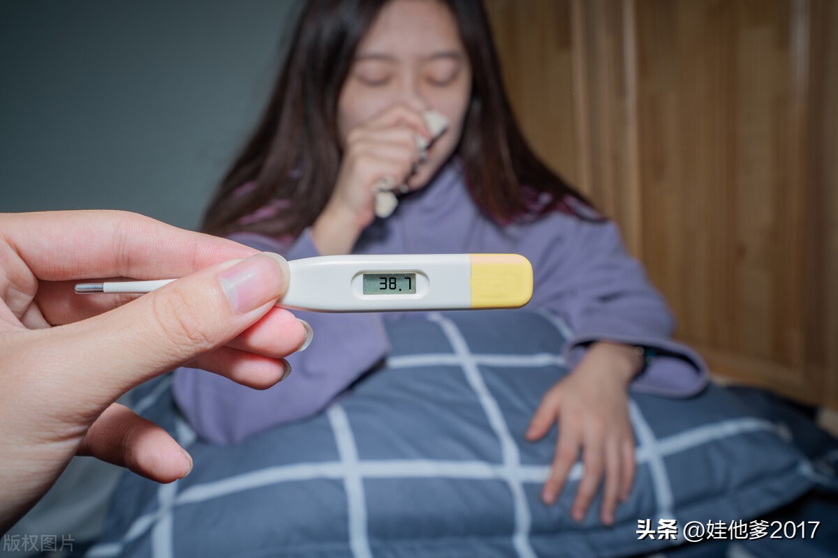 孩子感冒送不送幼儿园,孩子有点感冒能送去幼儿园吗