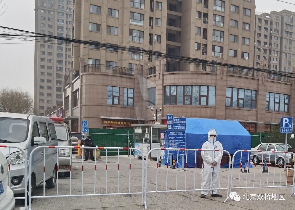 第一时间探访双桥嘉园管控区周边