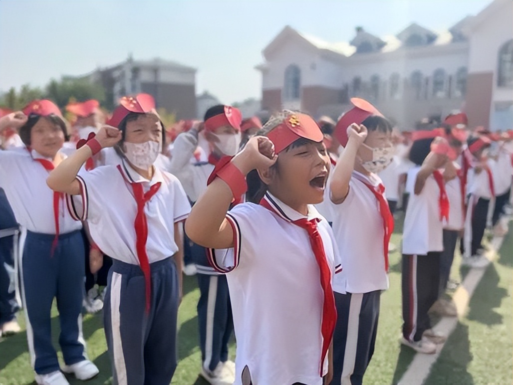 快乐“去上学”幸福“小时光”大连市甘井子区实验小学辛博街校区