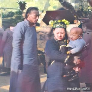 日军兽行：当着男人的面玷污了女儿，临走还残忍割下妻子乳房