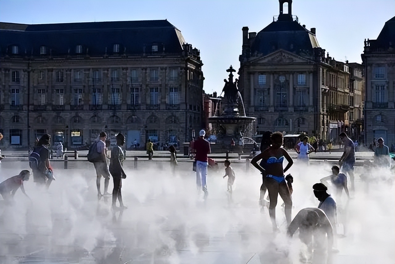 波尔多水镜广场设计,波尔多水镜广场游玩攻略