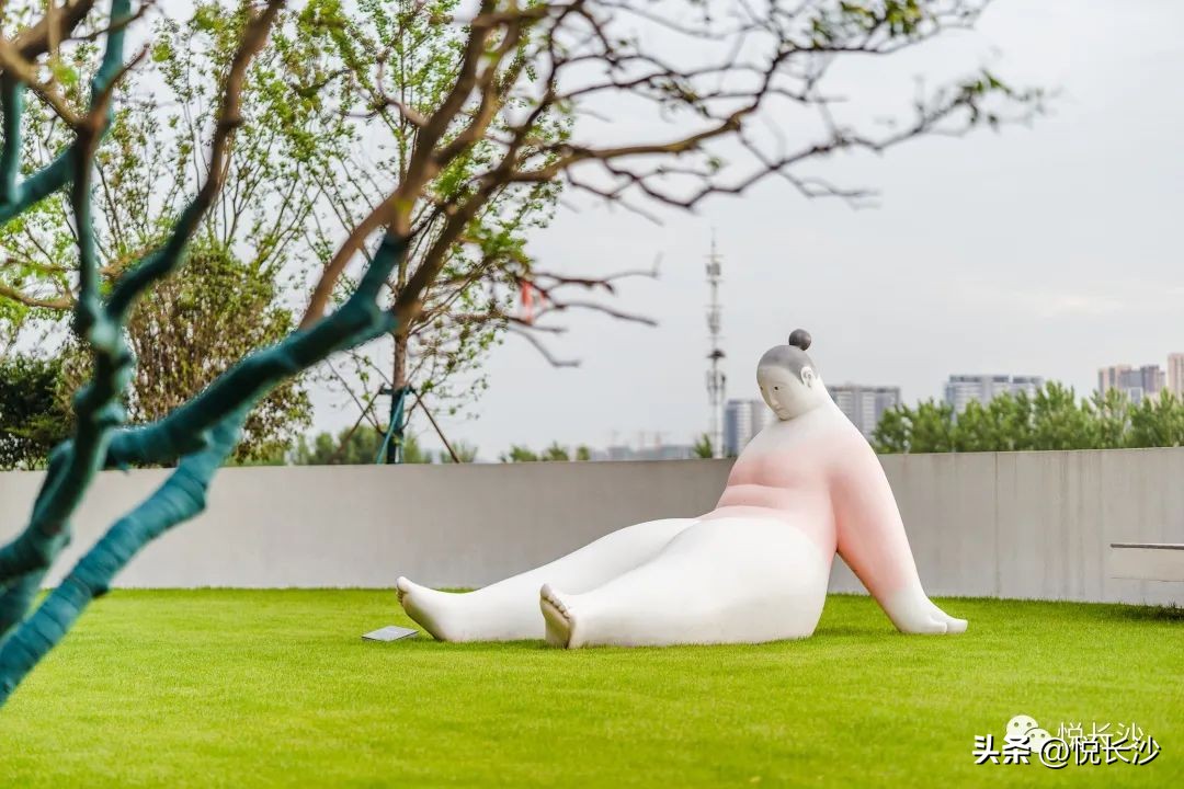 过千万的艺术酒店大平层卖成爆款，凭什么在这个宝藏豪宅里！