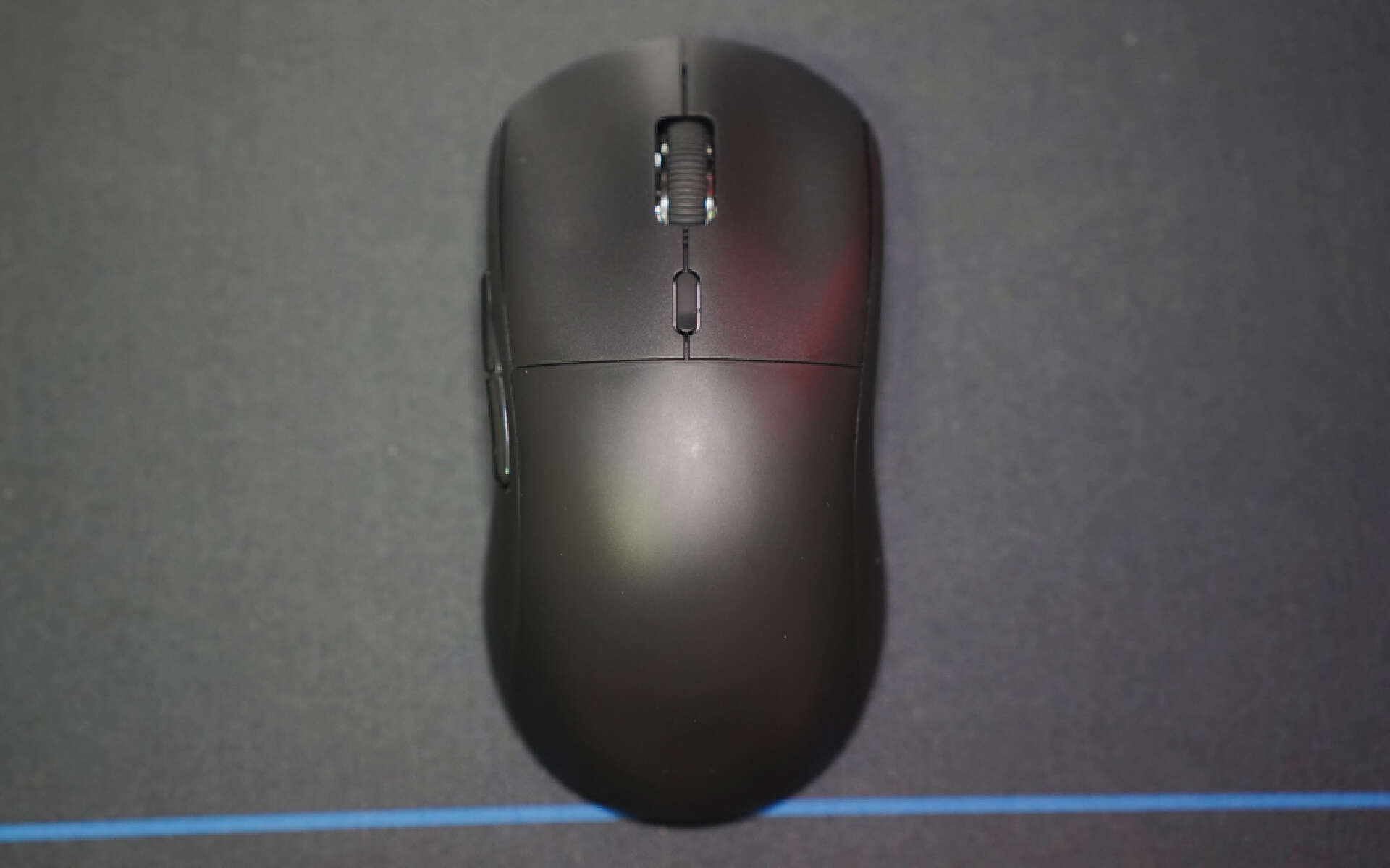 黑爵aj199和雷蛇v3差距,黑爵鼠标aj199和pro