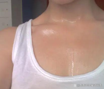 天热搞笑段子热门语录短句,文案炎热夏天搞笑句子短句