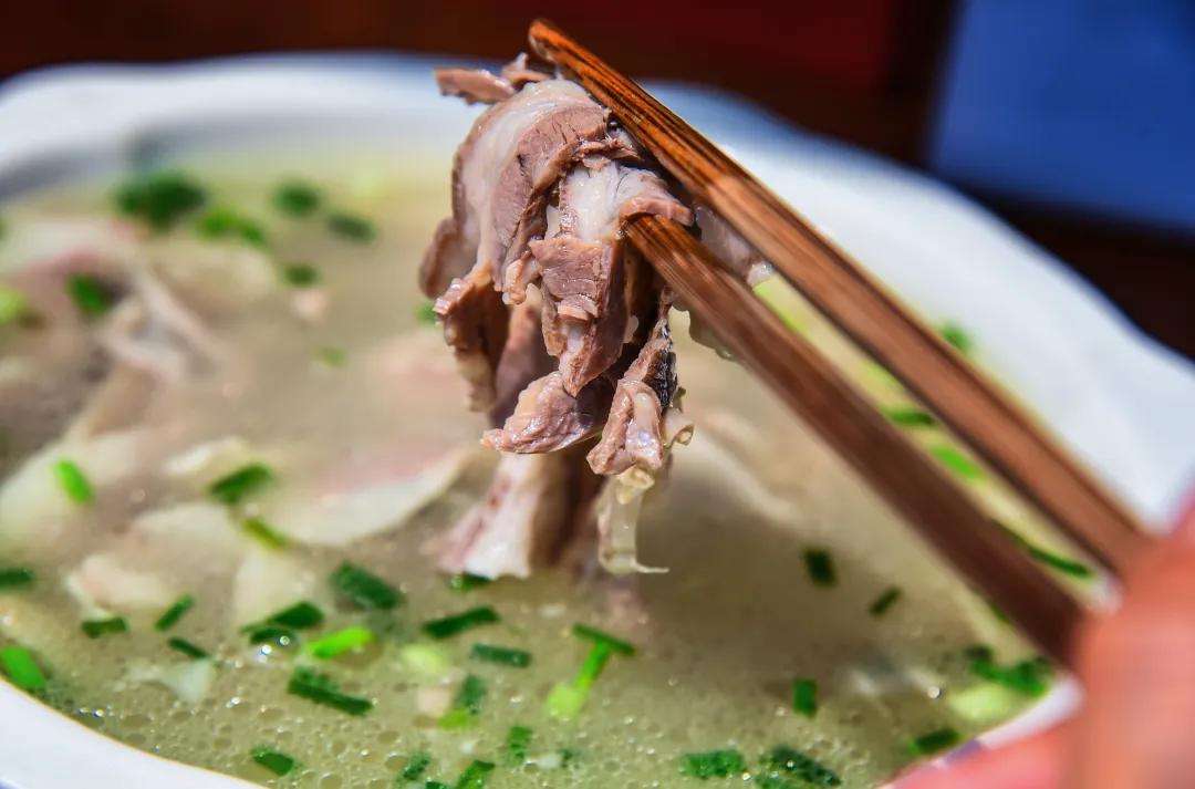 荣威穹窿,荣威有宝藏车吗