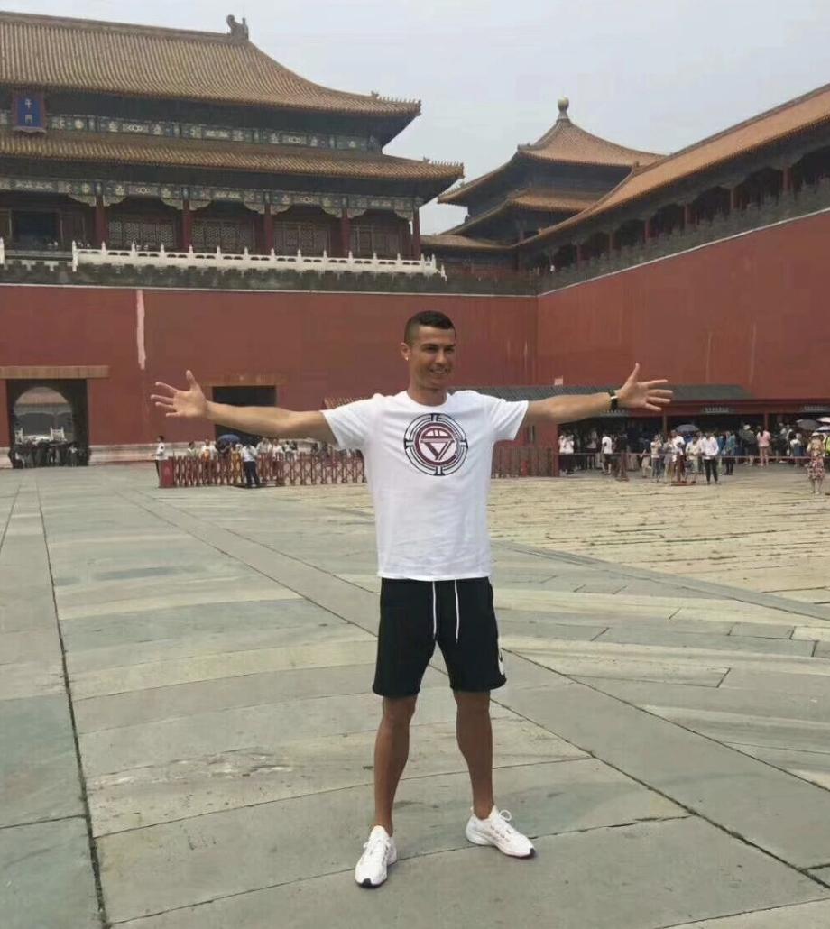 c罗16-17赛季欧冠12球全纪录,c罗13-14欧冠助攻是多少