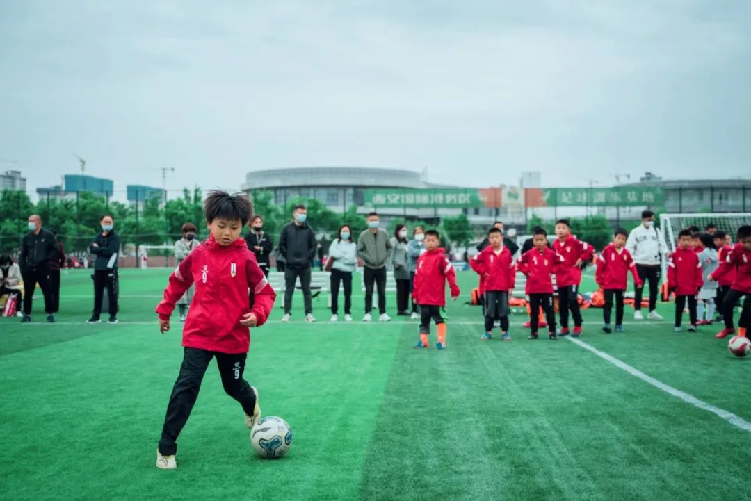 顶级球鞋推荐足球鞋,年度足球鞋大盘点