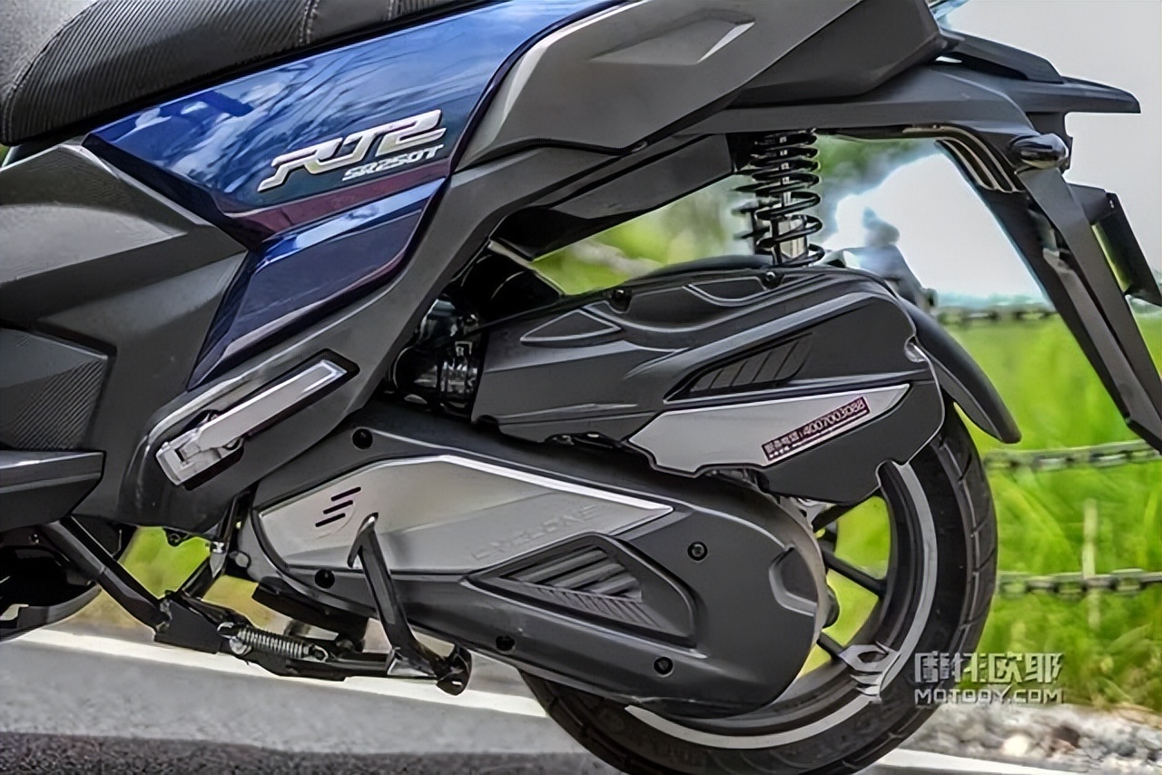 250cc踏板算不算大排量,哪款三万以内250cc踏板值得入手