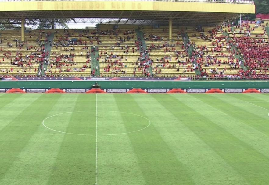 山东泰山压哨绝杀广州队,半场战报山东2-0领先广州