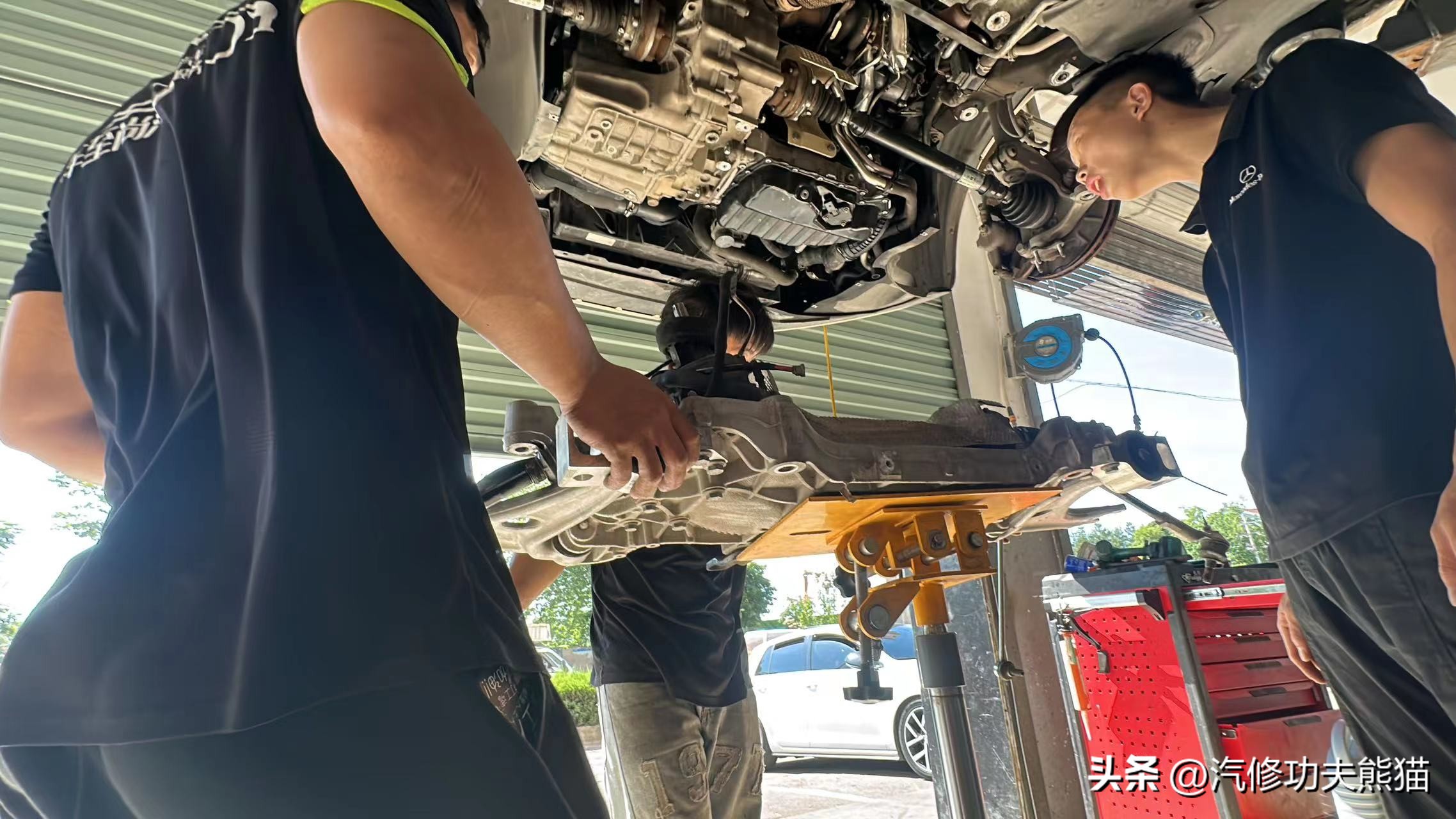 夏朗烧机油1500公里,进口大众夏朗1.8t不烧机油