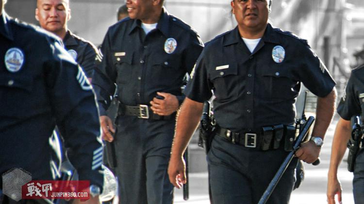 鎴樼敳灏忚鍫傜鍥涙湡,鎴樼敳璁插爞