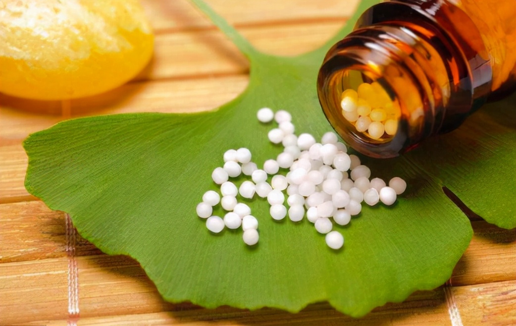 女子混吃7种感冒药过敏了,女子混吃感冒药竟丢了性命咋回事