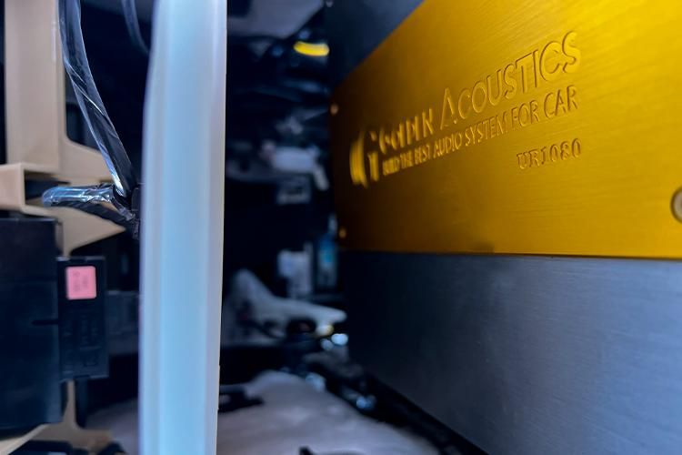 上海丰田埃尔法改装汽车音响隔音,嘉兴丰田埃尔法改装隔音