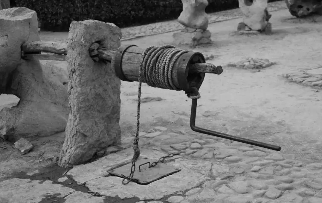 20岁重庆知青小伙，“下嫁”31岁带4娃的寡妇，至今仍在大山中