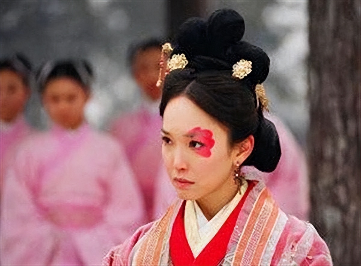 古代后妃中不全是佳丽也有丑女,历史上哪位妃子难看