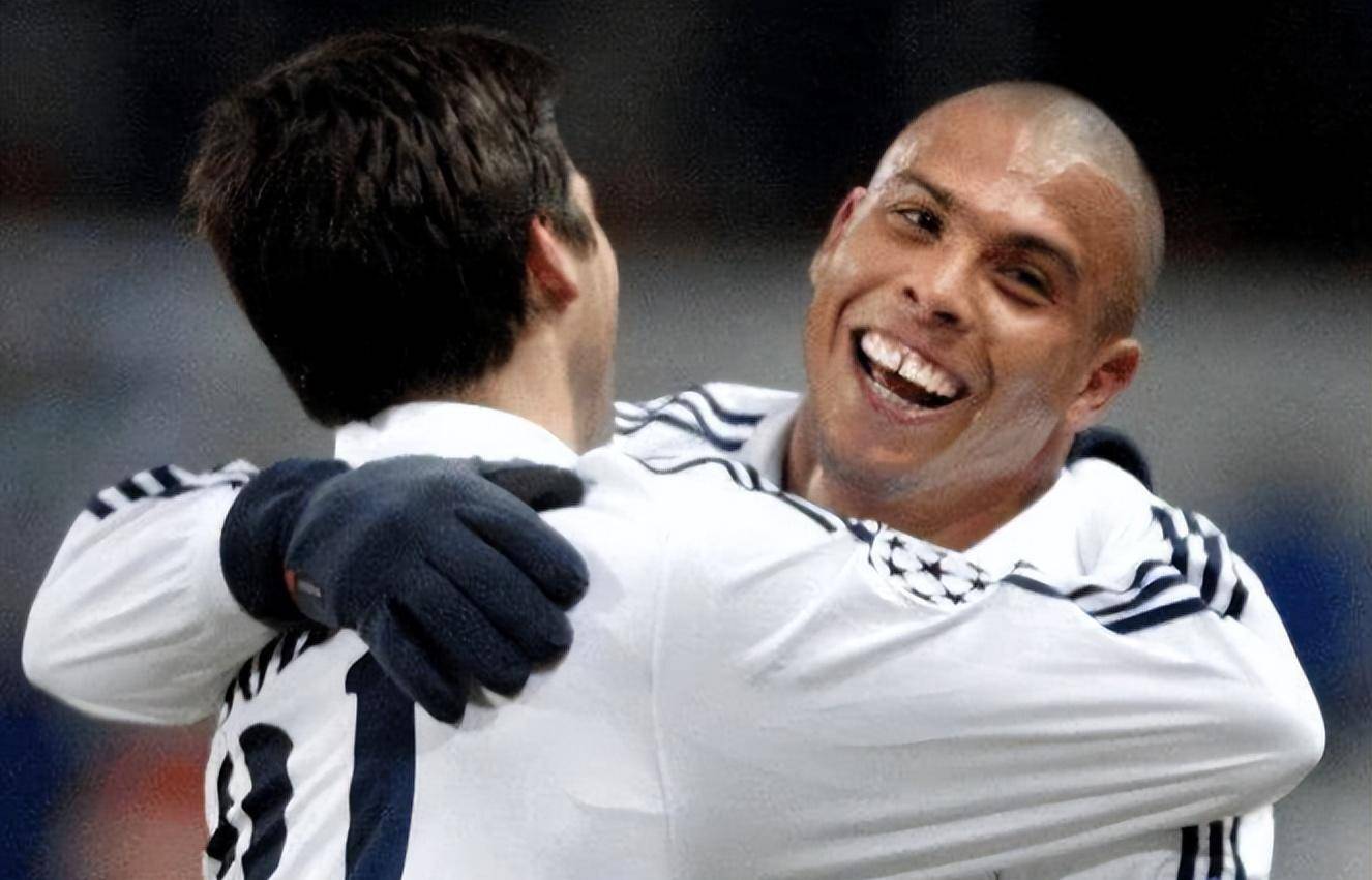 罗纳尔多在国际足坛什么级别,罗纳尔多职业生涯效力的俱乐部