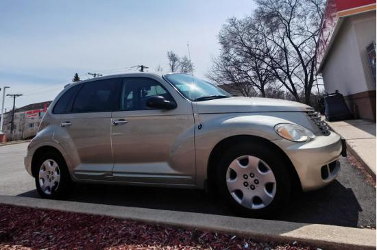 克莱斯勒漫步者合金车模,克莱斯勒pt漫步者外观