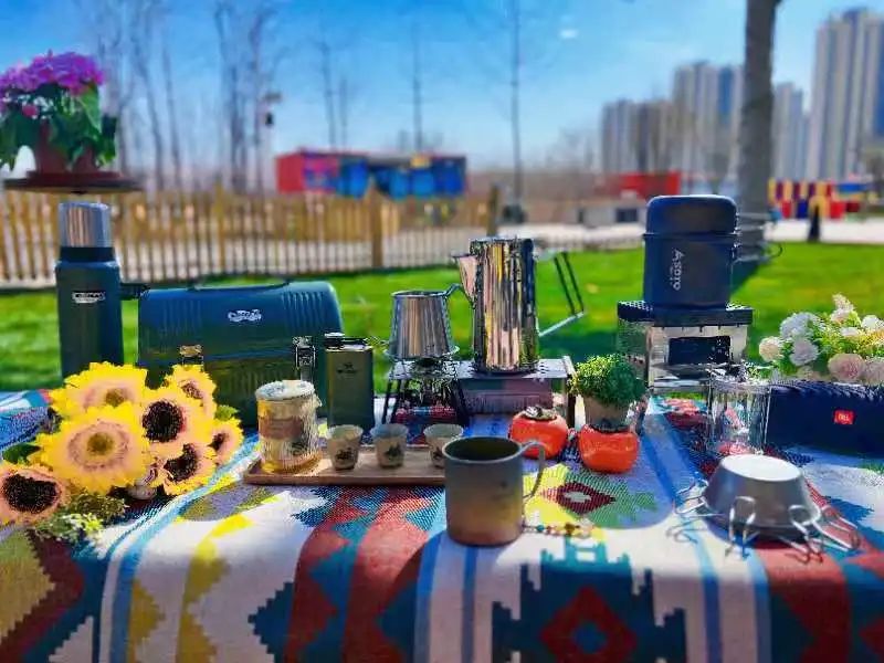 天津房车公园露营基地,一张天幕露营