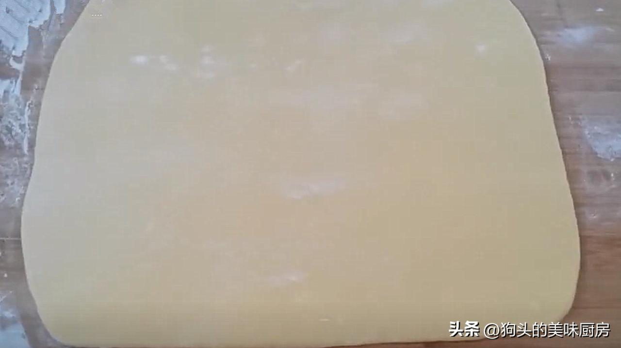 如何做沙琪玛又简单又好吃,沙琪玛这样做又脆又好吃