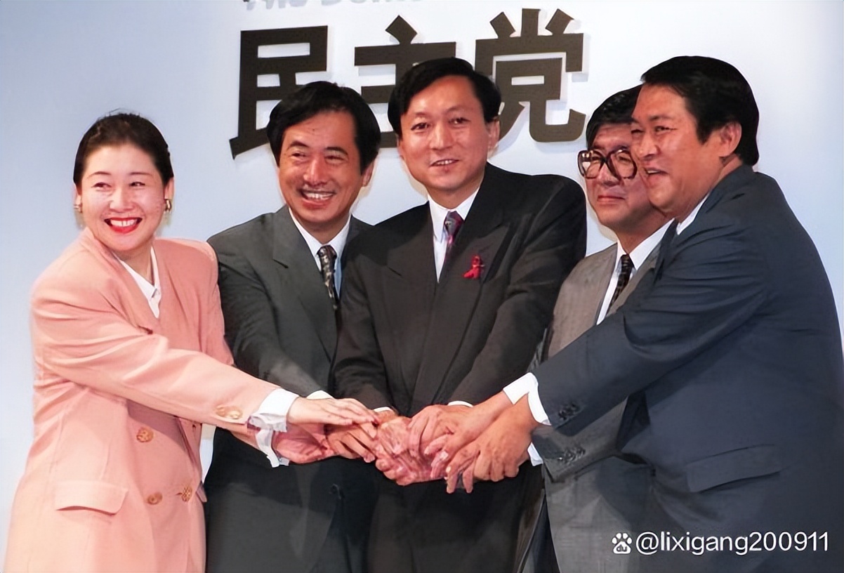 鸠山由纪夫：出身显赫，首位民主*党**首相，祖父是首位自民*党**籍首相