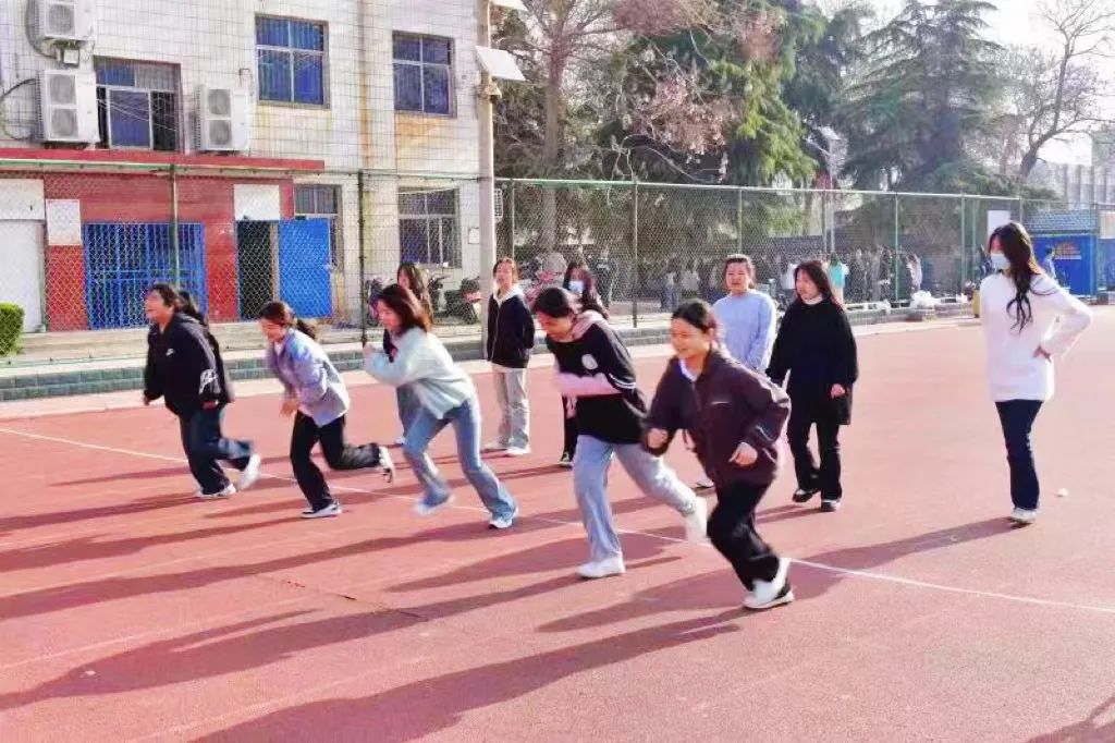 高三体育达标项目,高三体育达标测试标准