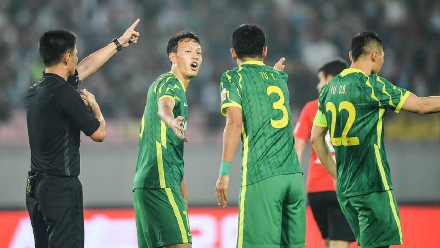 武磊十二强赛经典再现，解读中超第十轮争议判罚