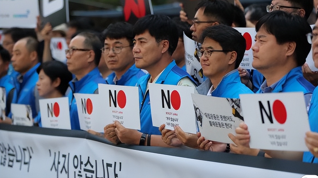 为什么日韩都有美军,日本韩国都是美国的小弟吗