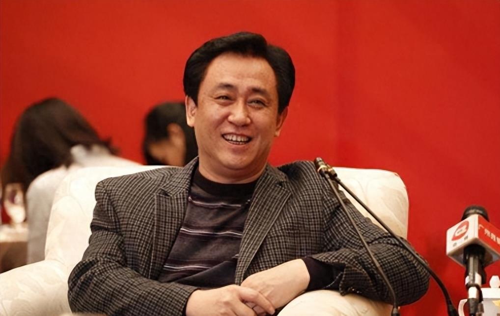 许家印歌舞团队演员照片,许家印歌舞团队演员状况