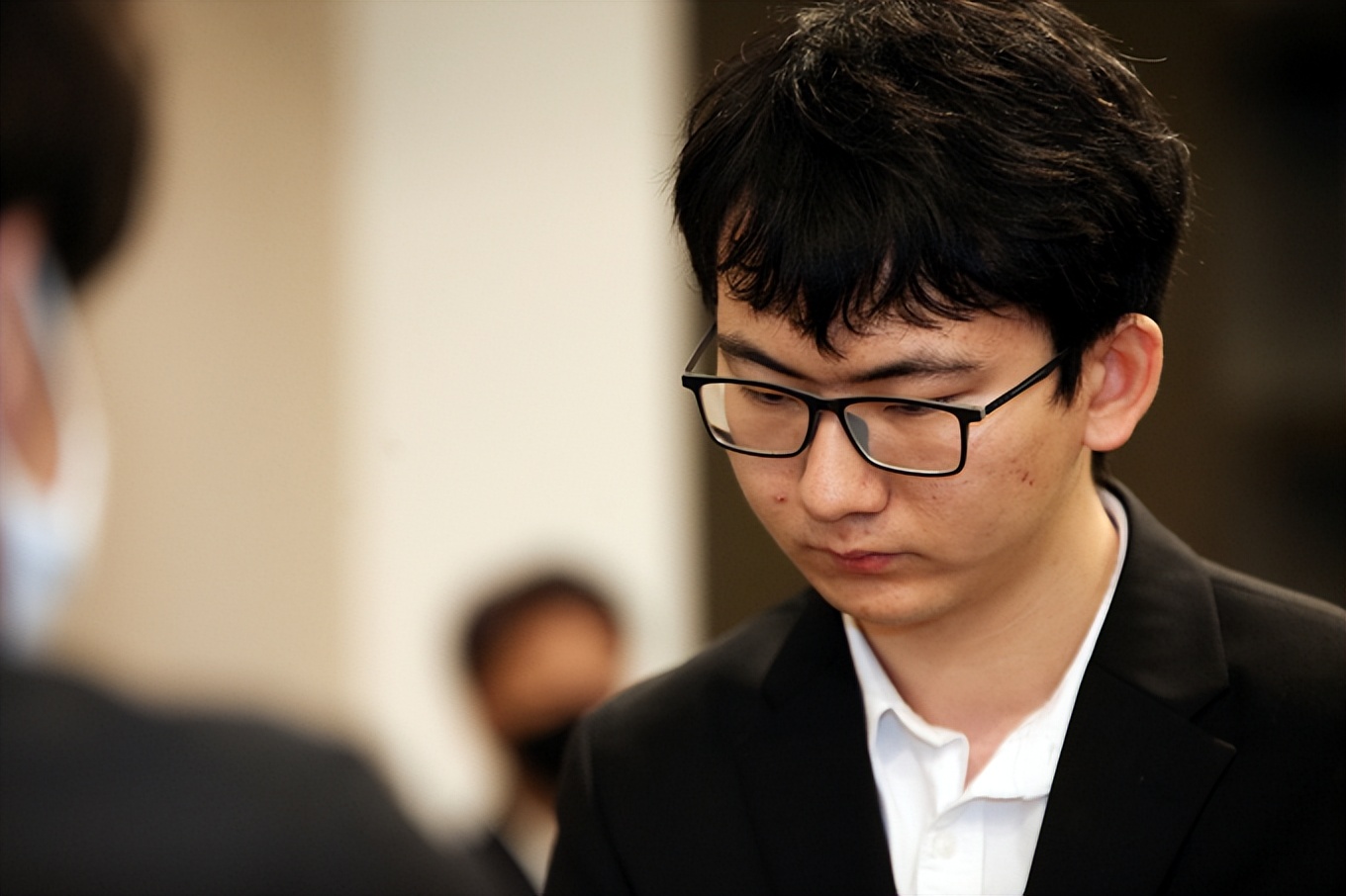 lg杯柯洁对阵申旻埈,LG杯柯洁胜申旻埈