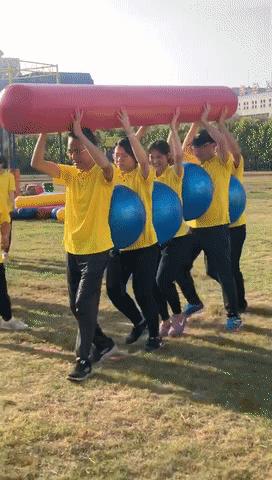 运动会趣味游戏项目搞笑,趣味运动会游戏水牌