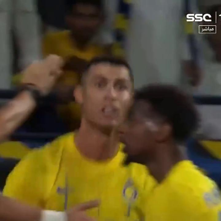 c罗体验,c罗体验游戏