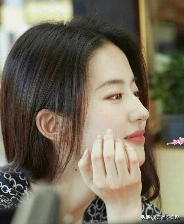 脸上有很多痣的女人代表什么,脸上这4个部位有痣到老都优雅